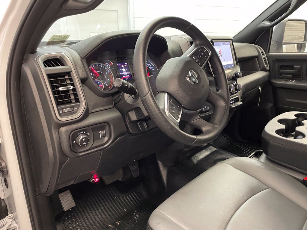 New 2026 RAM 3500 Tradesman AWD/4WD image 16