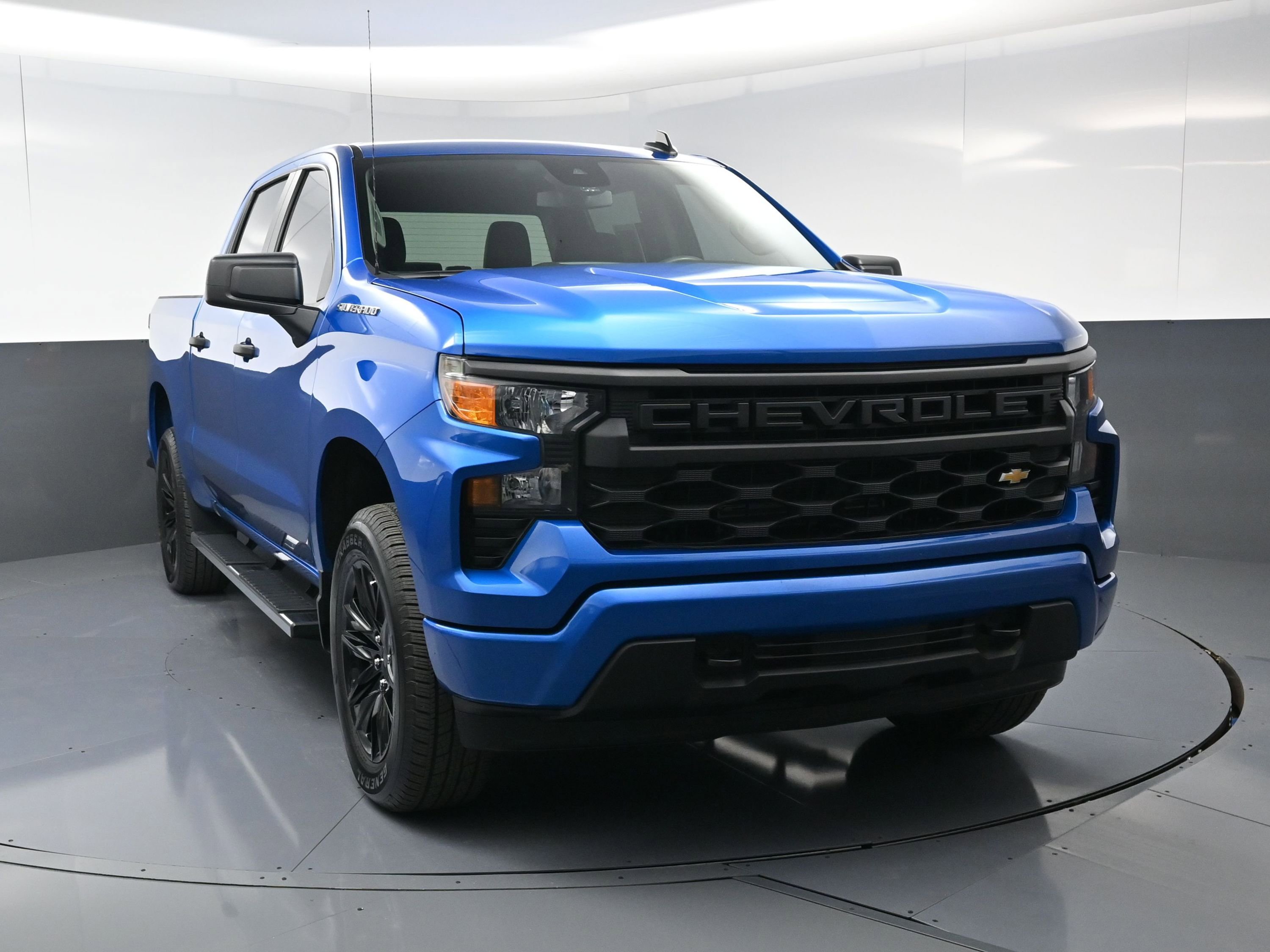 Certified 2024 Chevrolet Silverado 1500 Custom image 3