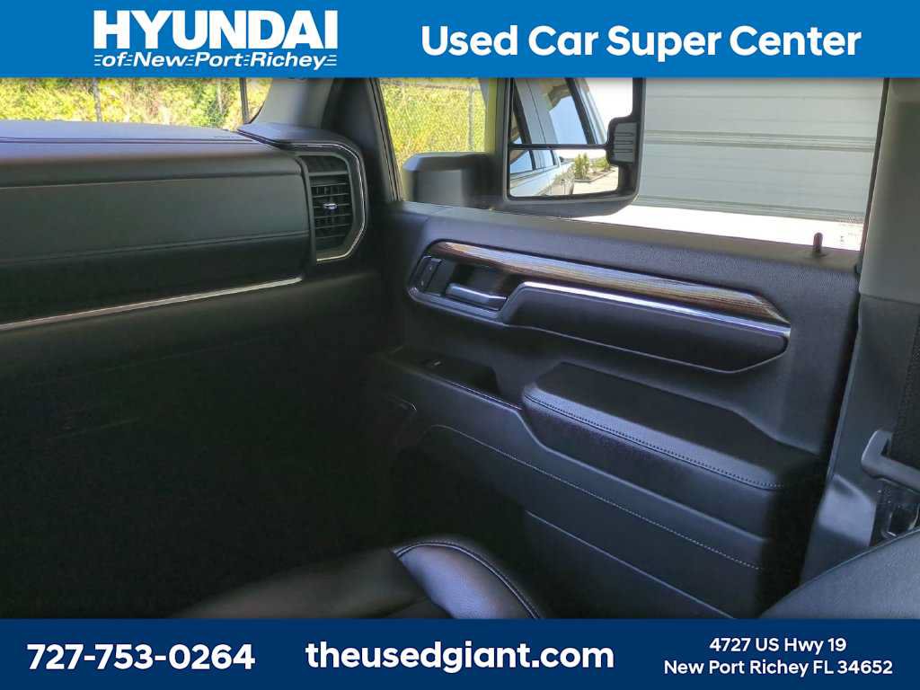 Used 2024 Chevrolet Silverado 2500 LT RWD image 17
