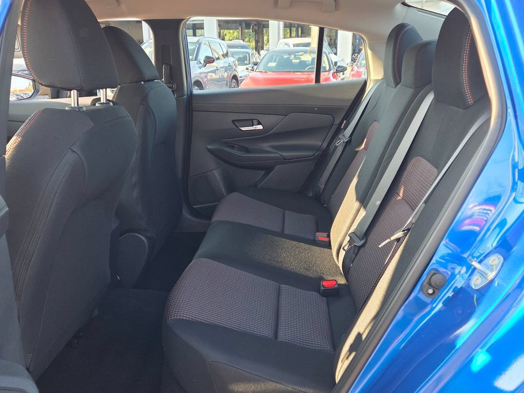 New 2027 Nissan Sentra SR w/ Floor Mat Package FWD image 4