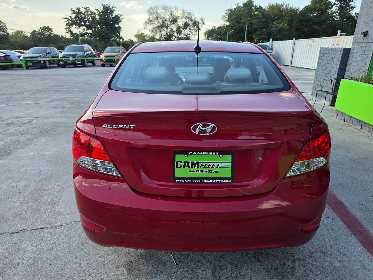 Used 2014 Hyundai Accent GLS FWD image 14