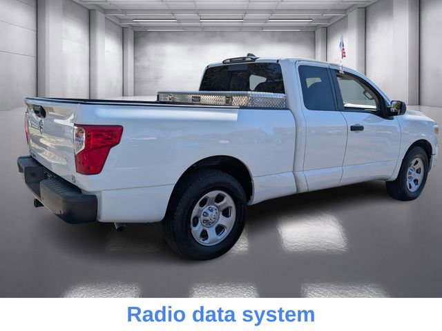 Used 2022 Nissan Titan S image 6