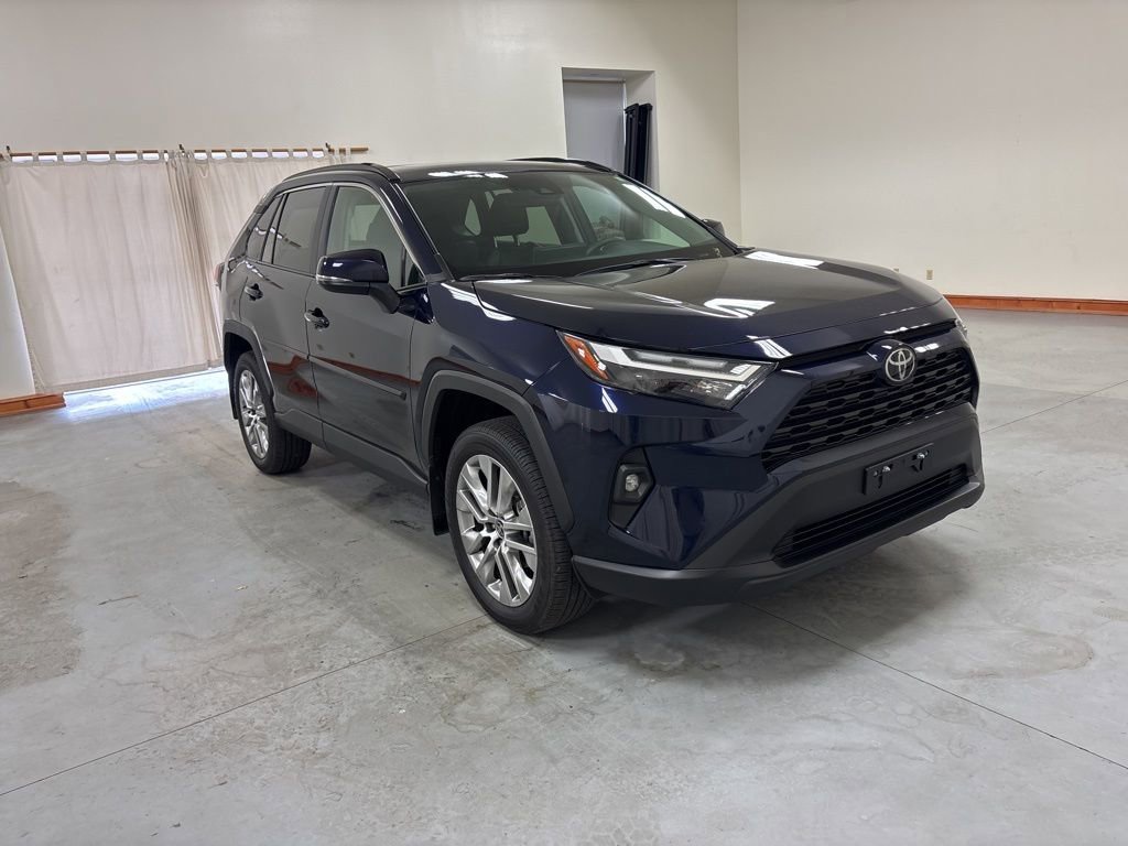 Used 2023 Toyota RAV4 XLE Premium AWD/4WD image 2