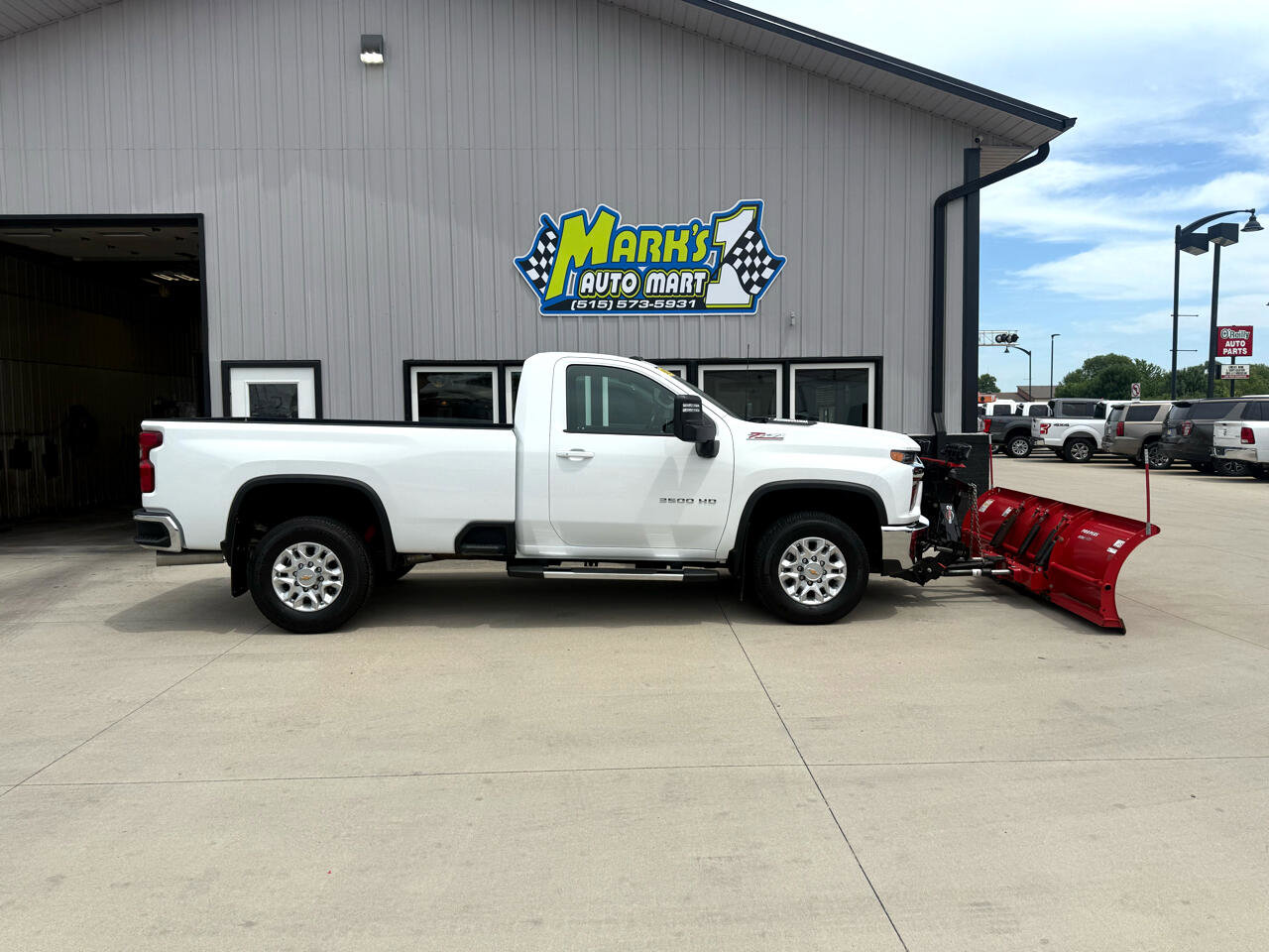 Used 2022 Chevrolet Silverado 3500 LT w/ Convenience Package image 5
