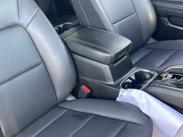 Used 2024 GMC Canyon Elevation w/ Elevation Premium Package AWD/4WD image 22