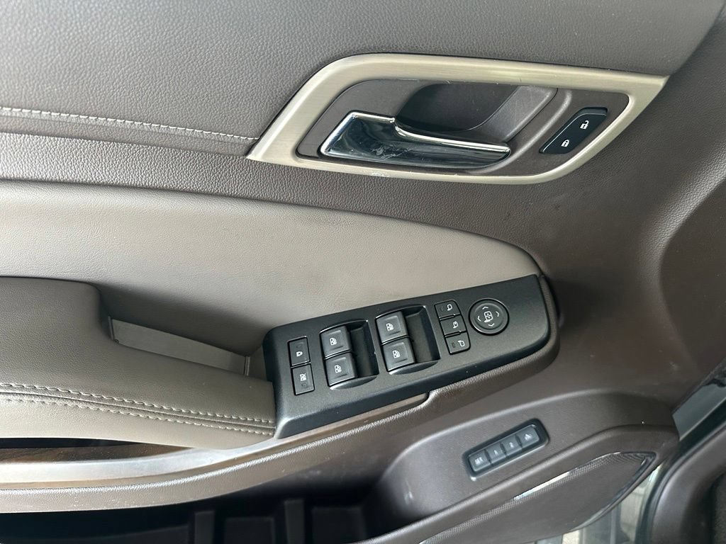 Used 2018 GMC Yukon Denali w/ Enhanced Security Package AWD/4WD image 12