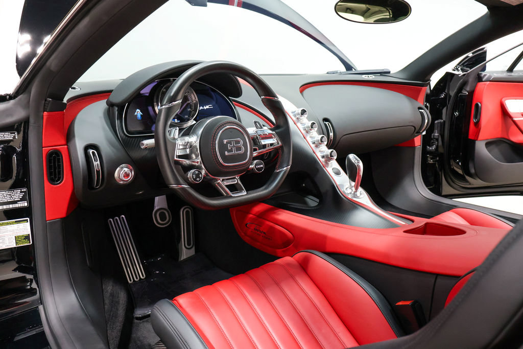 Used 2022 Bugatti Chiron Super Sport AWD/4WD image 30