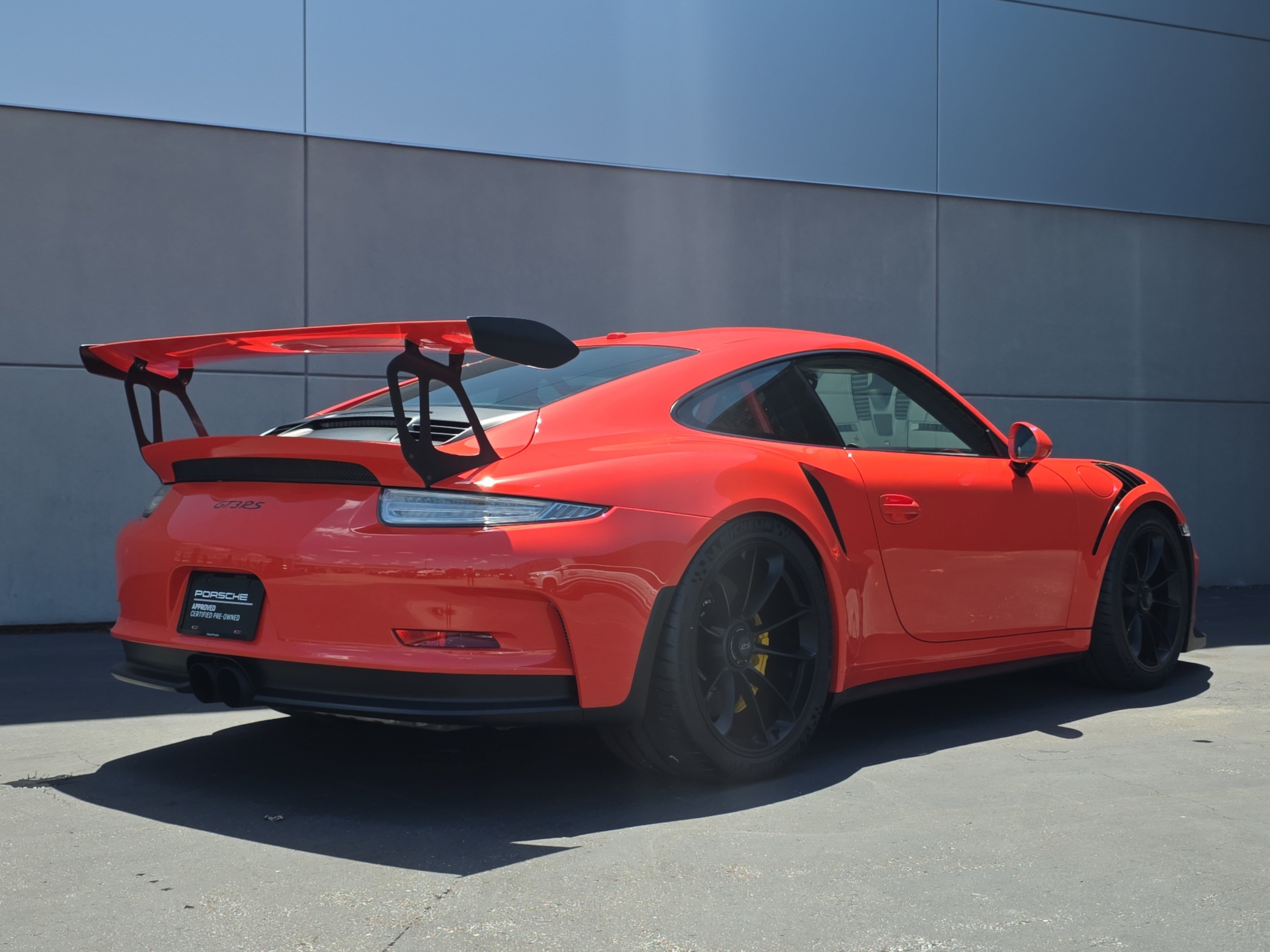 Certified 2016 Porsche 911 GT3 RS RWD image 7