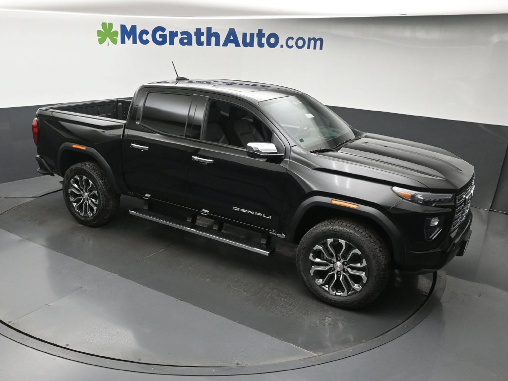 New 2026 GMC Canyon Denali AWD/4WD image 3