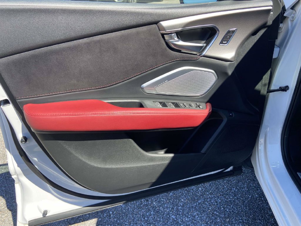 Used 2023 Acura RDX w/ Advance Package AWD/4WD image 11
