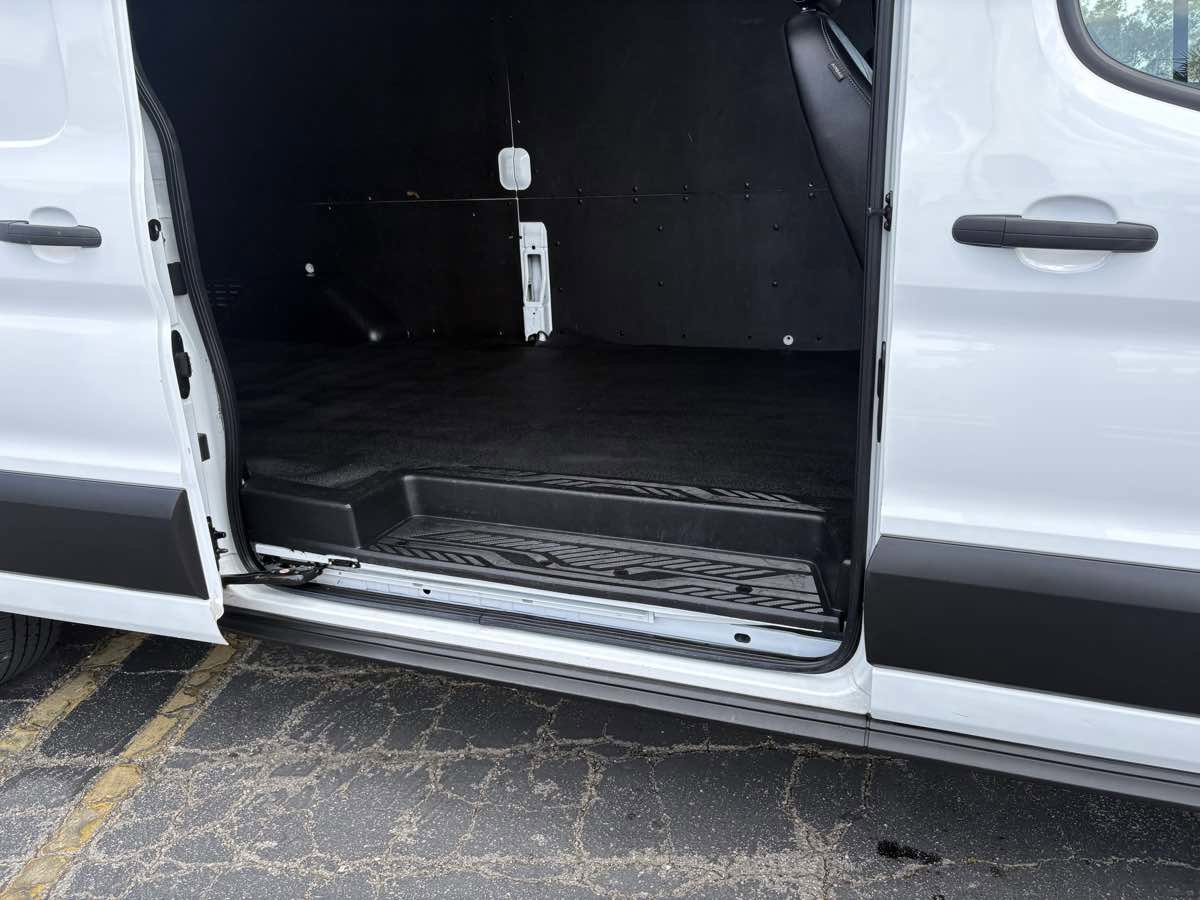 Used 2023 Ford Transit 250 148 High Roof Extended w/ Load Area Protection Package RWD image 39