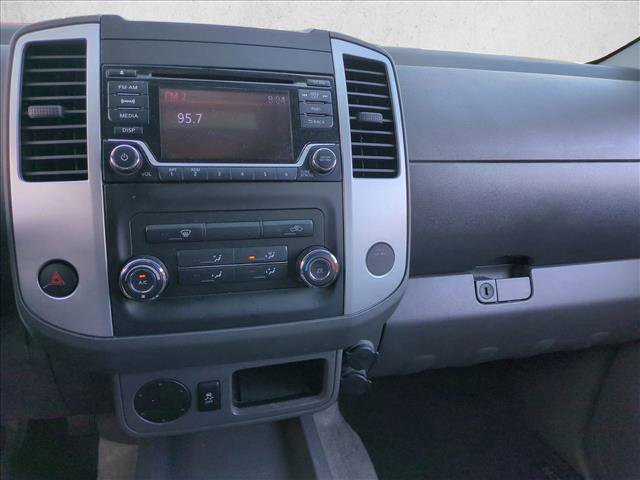 Used 2016 Nissan Frontier SV image 12