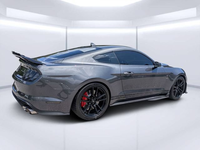 Used 2020 Ford Mustang Shelby GT500 w/ Technology Package RWD image 3