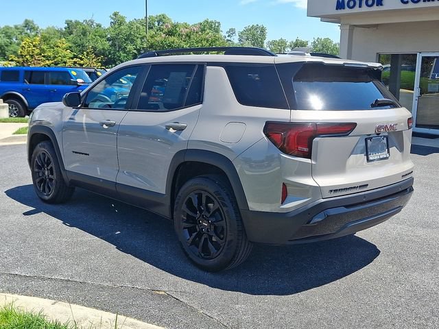 Used 2025 GMC Terrain Elevation AWD/4WD image 4