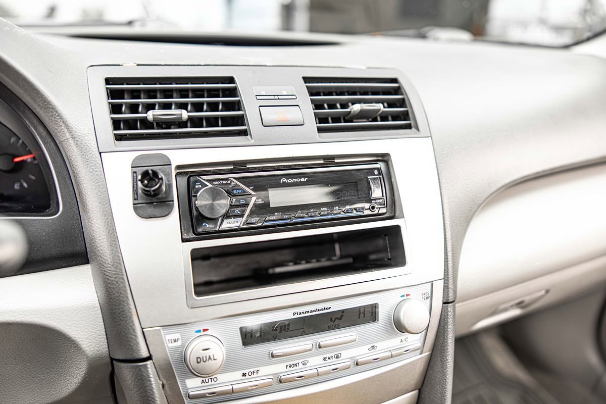 Used 2007 Toyota Camry XLE FWD image 28