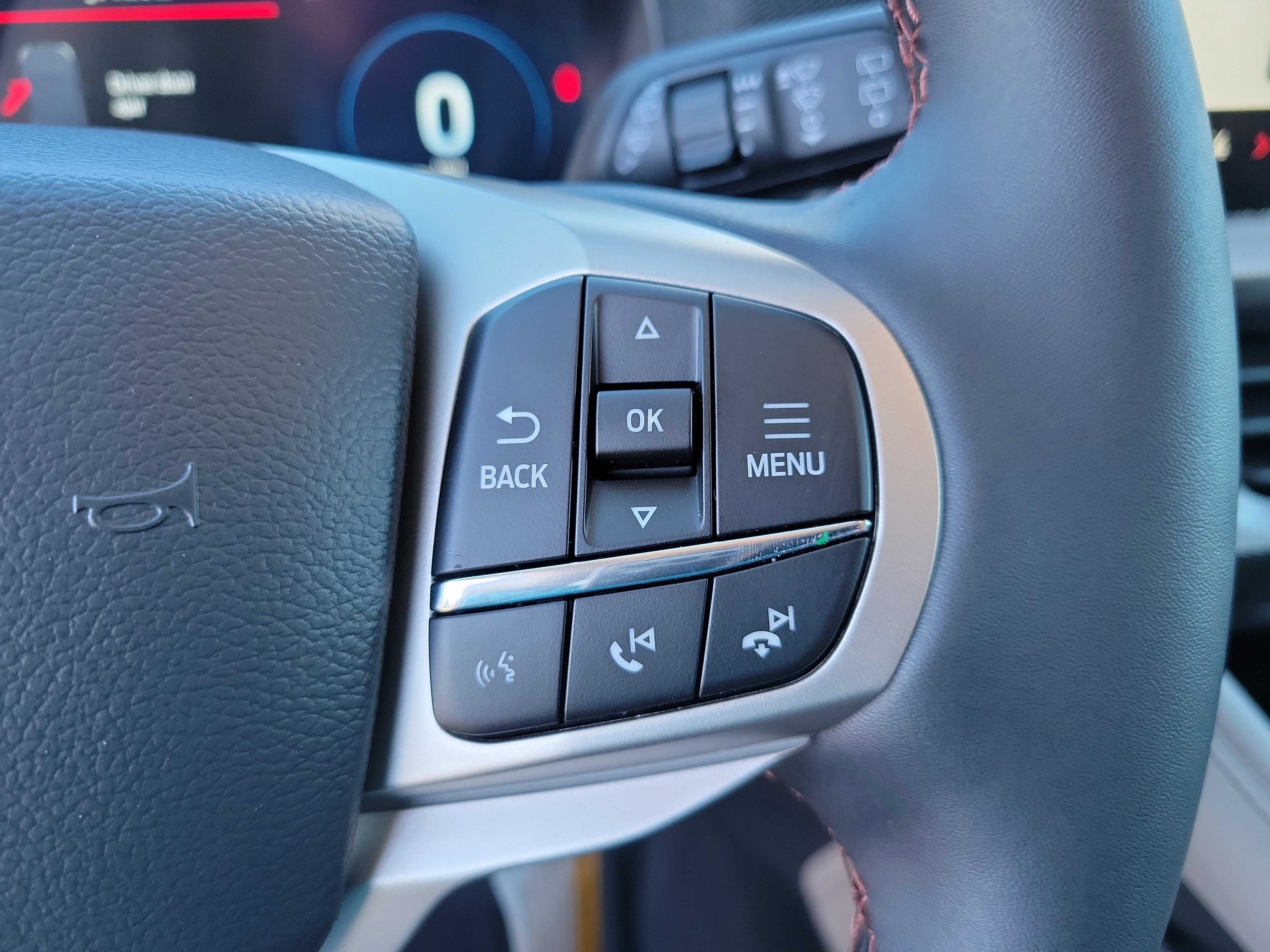 New 2026 Ford Explorer Active w/ Active Comfort Package image 30