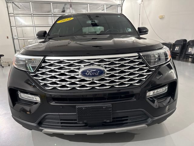 Used 2022 Ford Explorer Platinum w/ Equipment Group 601A AWD/4WD image 2