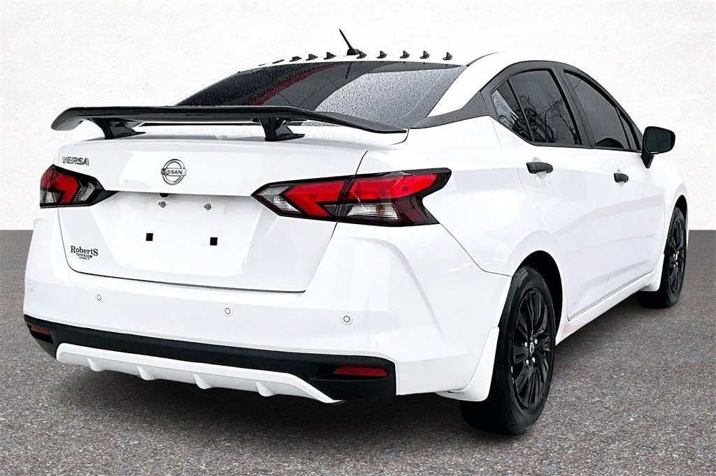 Used 2020 Nissan Versa S image 7