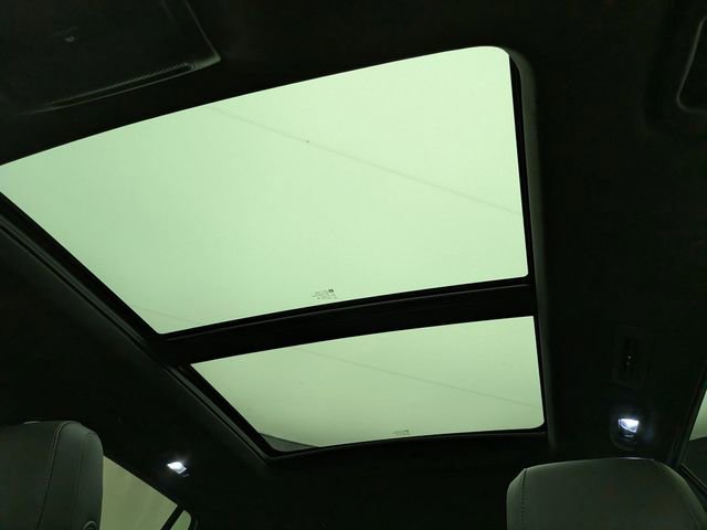 Certified 2023 Cadillac XT6 Premium Luxury image 19