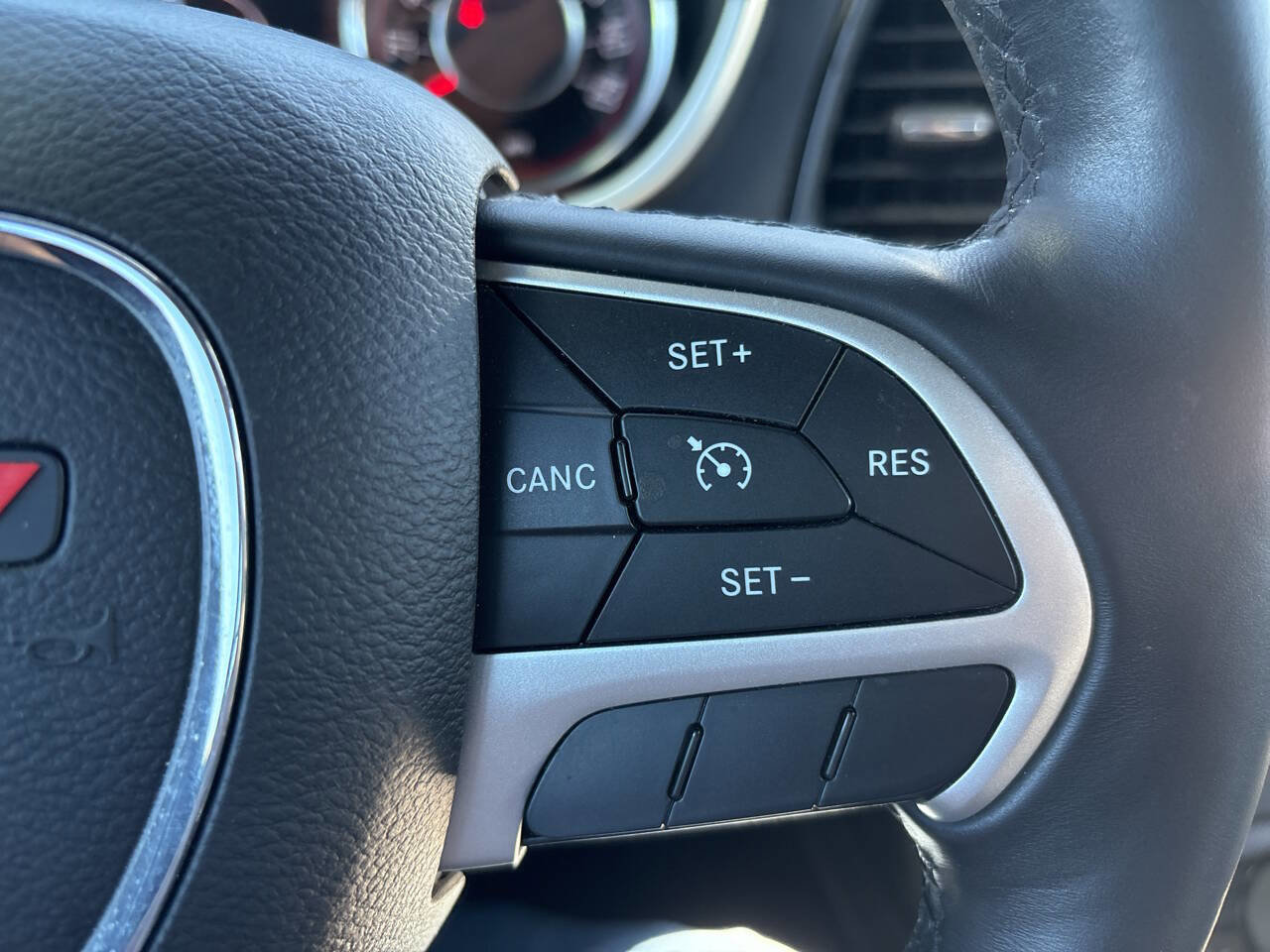 Used 2015 Dodge Challenger R/T Plus image 20