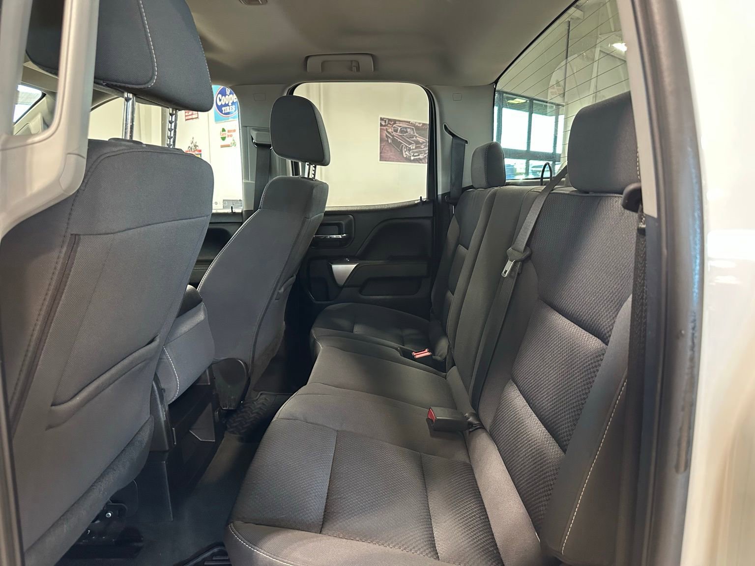 Used 2018 Chevrolet Silverado 1500 LT w/ All Star Edition image 30