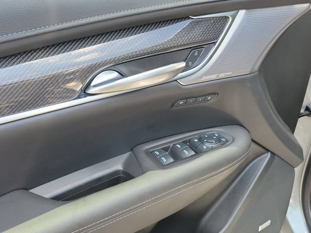 Certified 2024 Cadillac XT5 Sportv w/ Technology Package AWD/4WD image 21