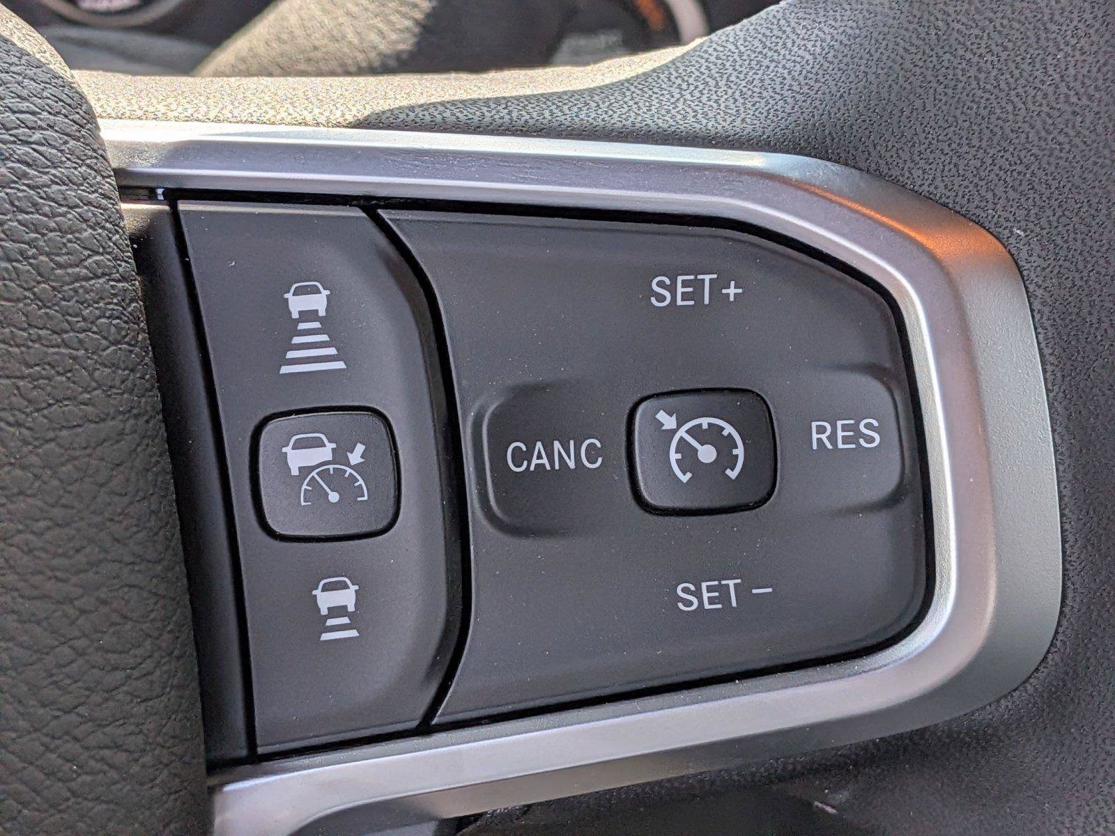 New 2026 RAM 2500 Big Horn AWD/4WD image 20