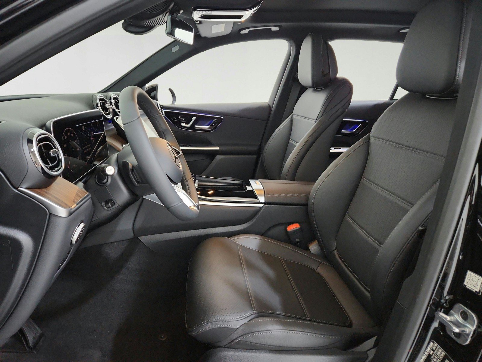 Certified 2026 Mercedes-Benz GLC 300 4MATIC image 17
