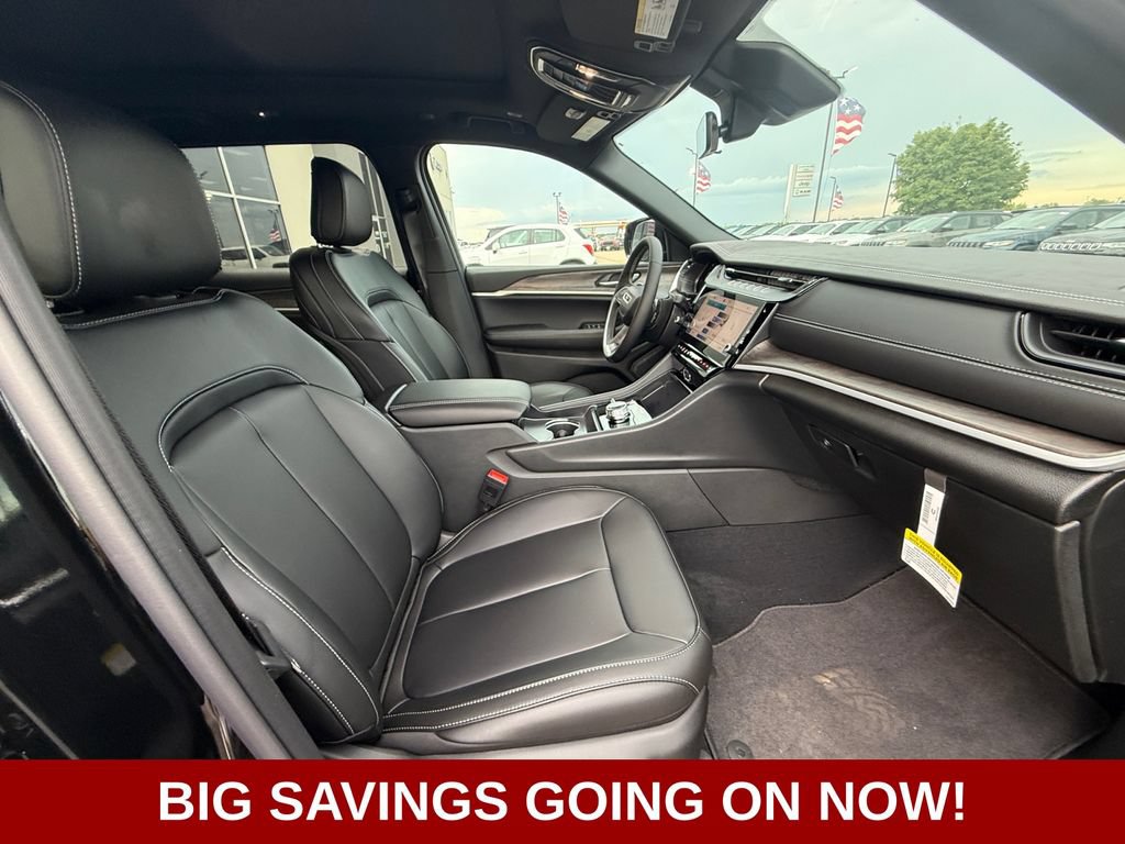 New 2027 Jeep Grand Cherokee L Limited w/ Limited Altitude Package AWD/4WD image 41