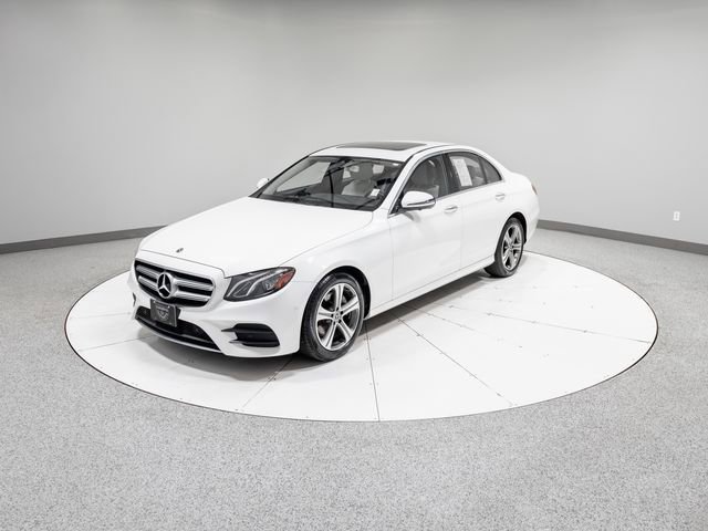 Used 2019 Mercedes-Benz E 300 4MATIC image 34
