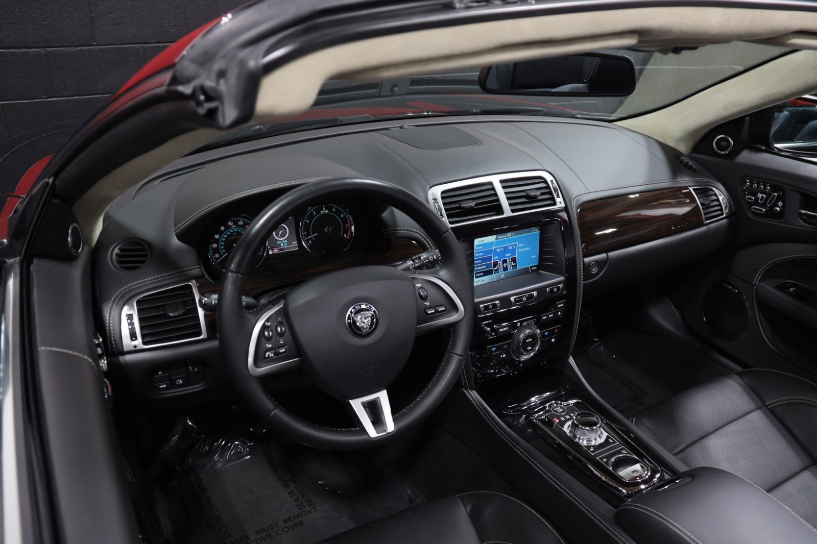 Used 2014 Jaguar XK 2dr Convertible image 37