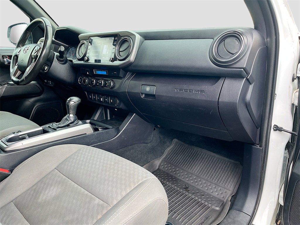 Used 2021 Toyota Tacoma TRD Off-Road image 25