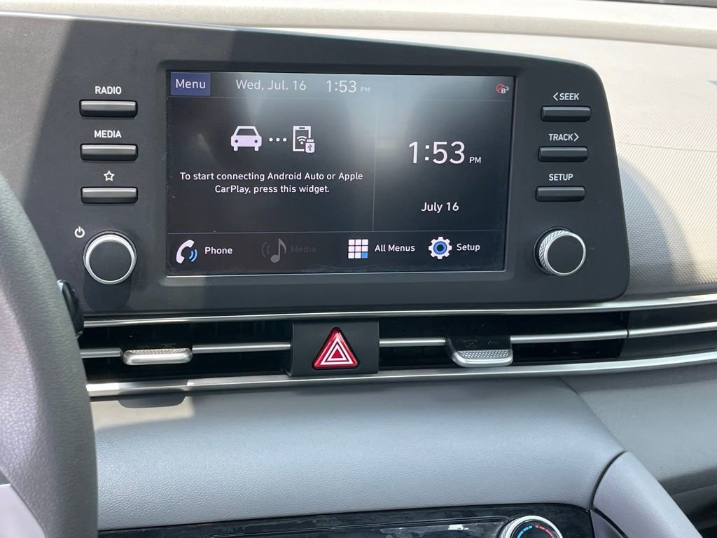 Used 2023 Hyundai Elantra SEL image 15