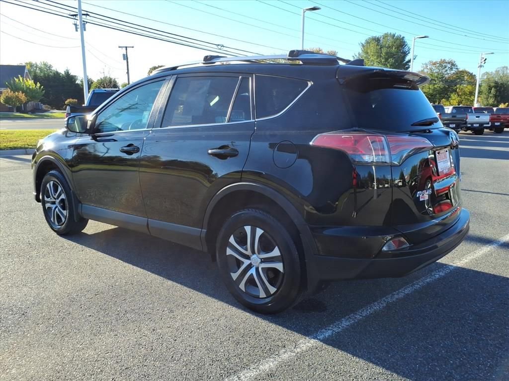 Used 2016 Toyota RAV4 LE image 12