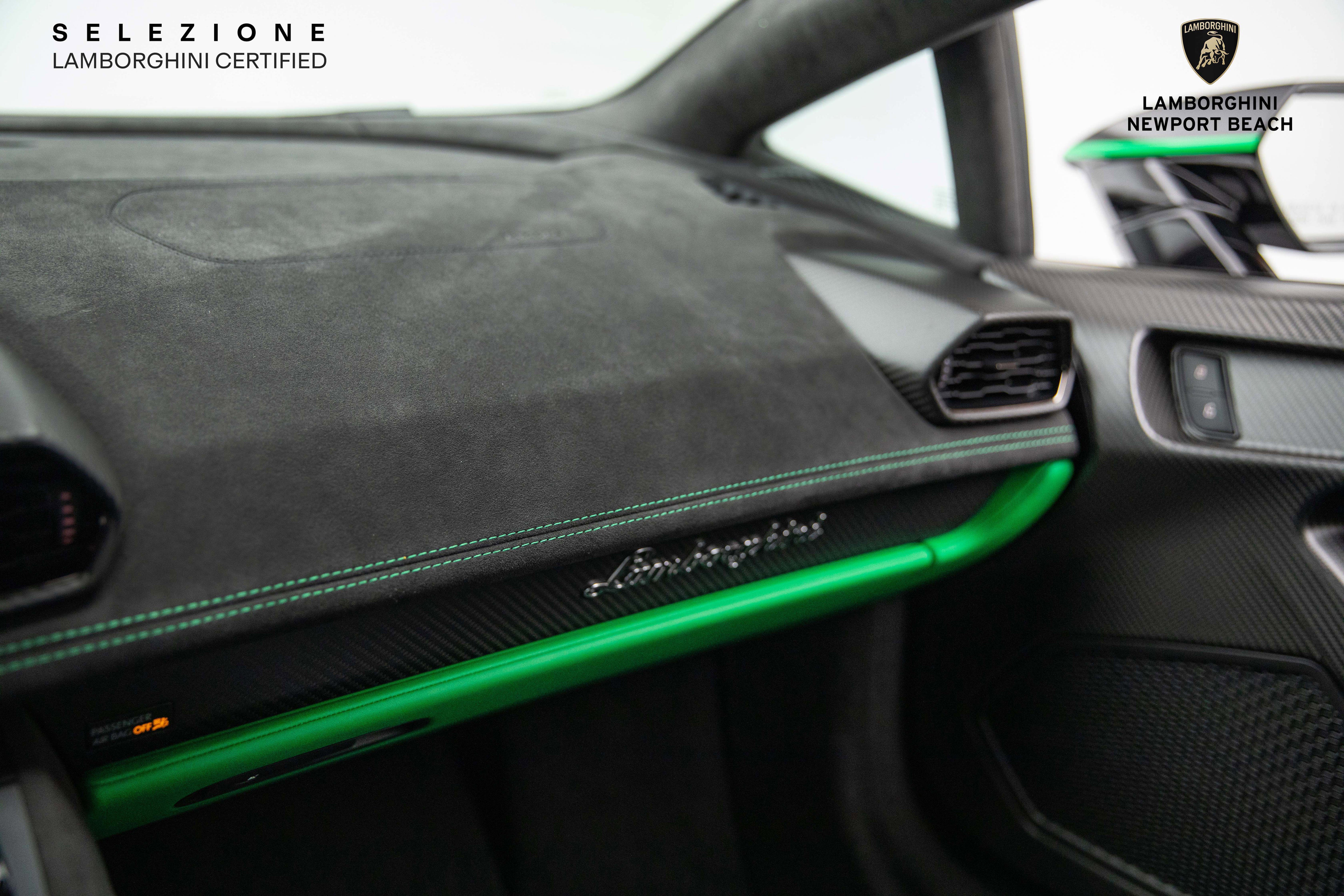 Used 2023 Lamborghini Huracan Tecnica image 32