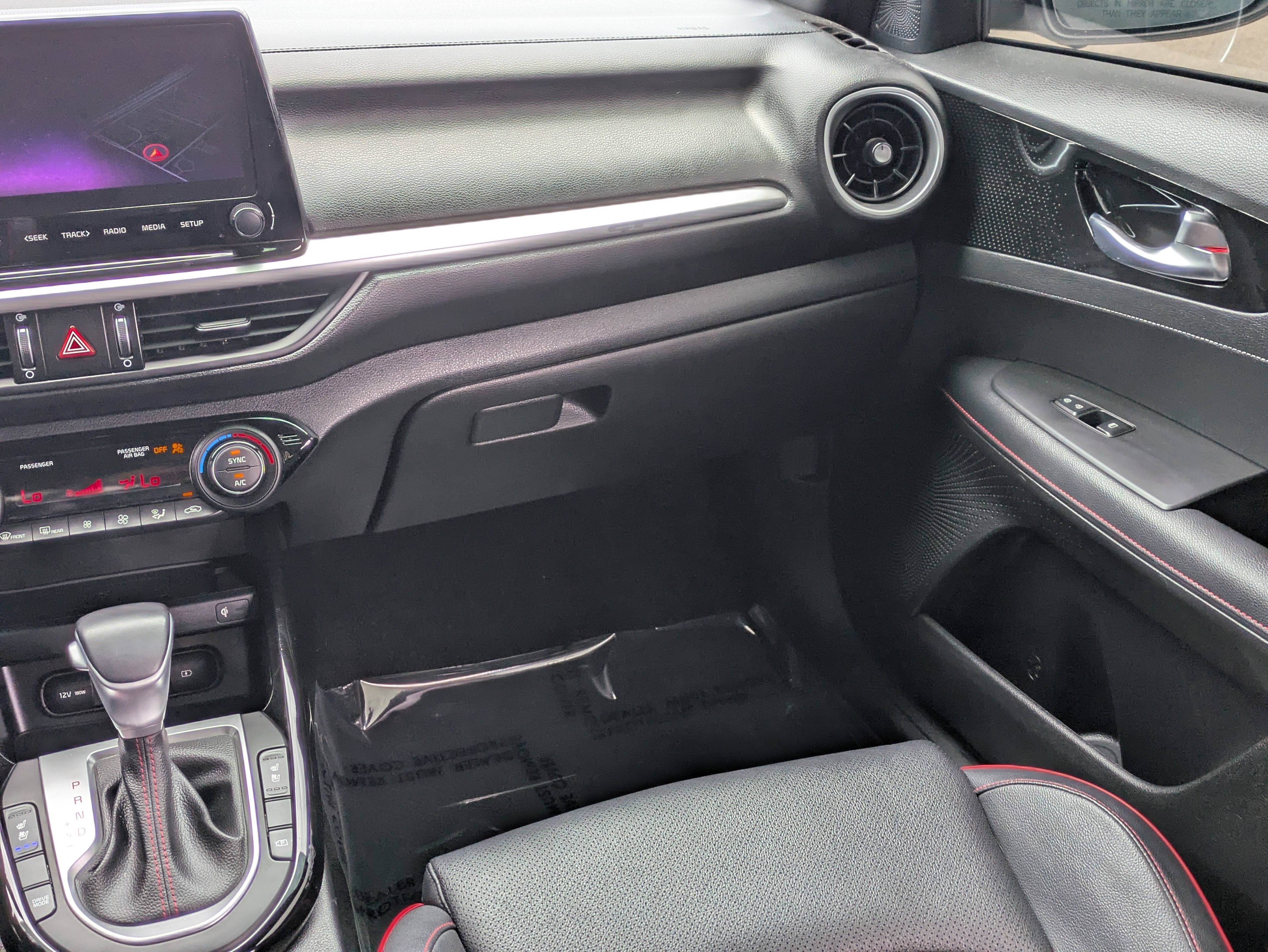 Certified 2023 Kia Forte GT w/ GT2 Package FWD image 17