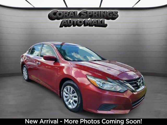 Used 2016 Nissan Altima 2.5 S w/ Power Driver Seat Package FWD image 1