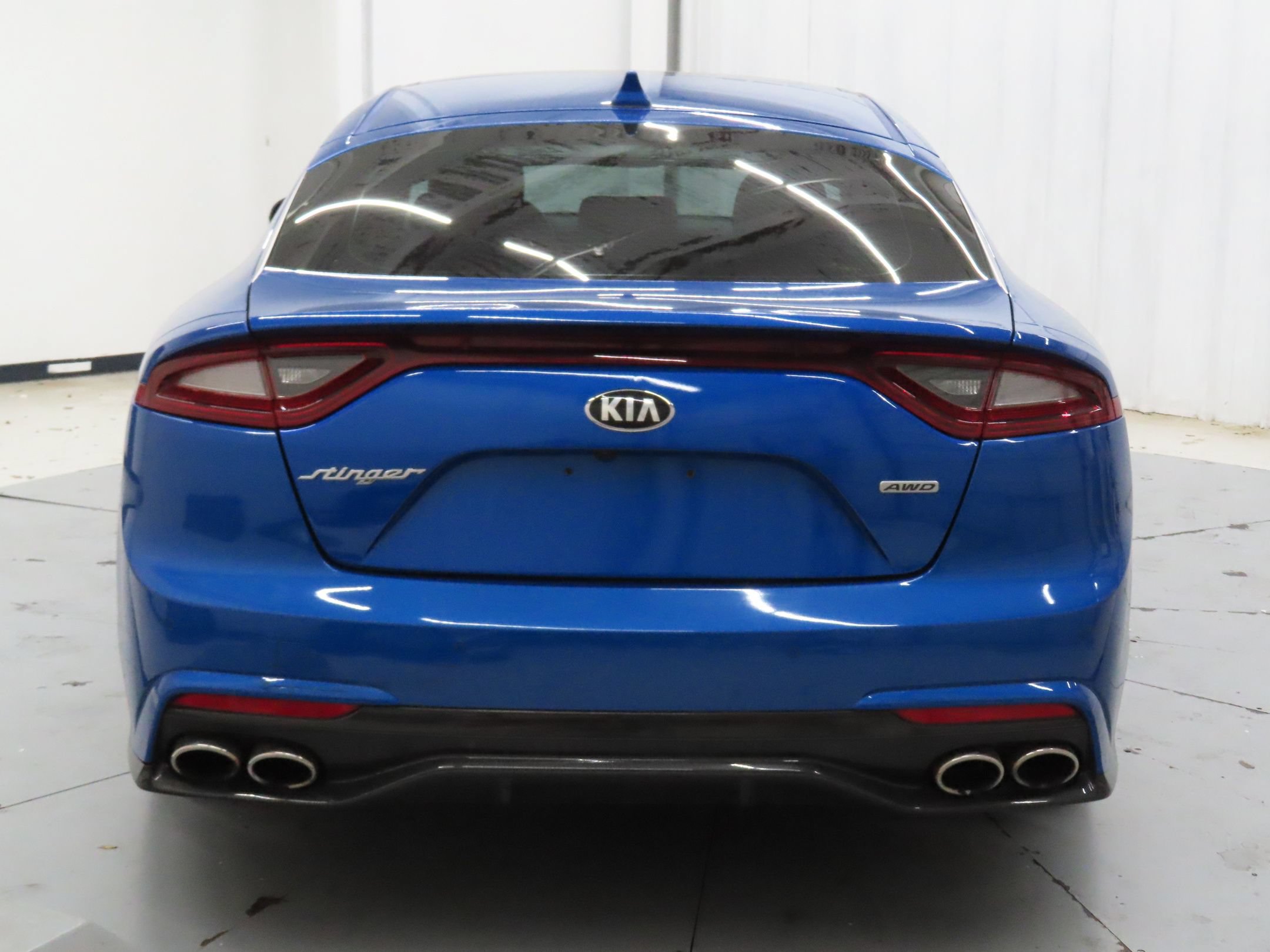 Used 2018 Kia Stinger Premium AWD/4WD image 4