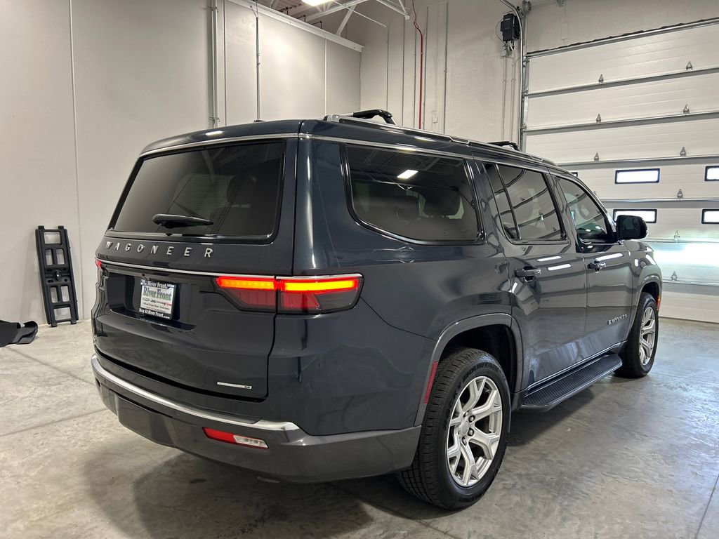 Used 2022 Jeep Wagoneer Series I w/ Premium Group I AWD/4WD image 6