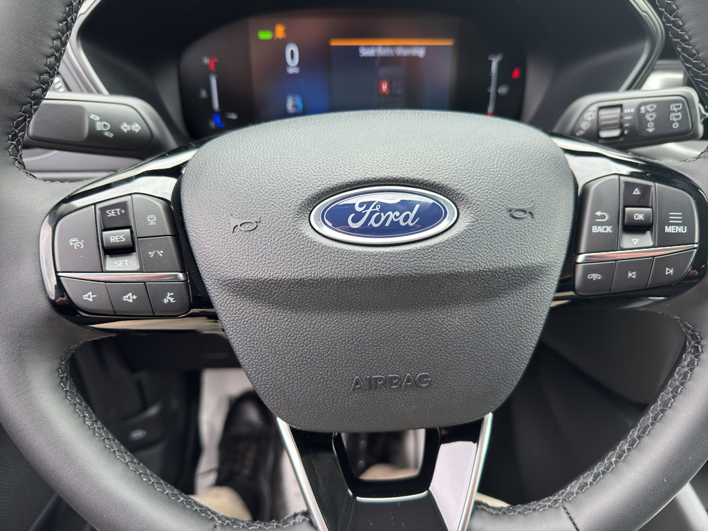 New 2025 Ford Escape SE image 6