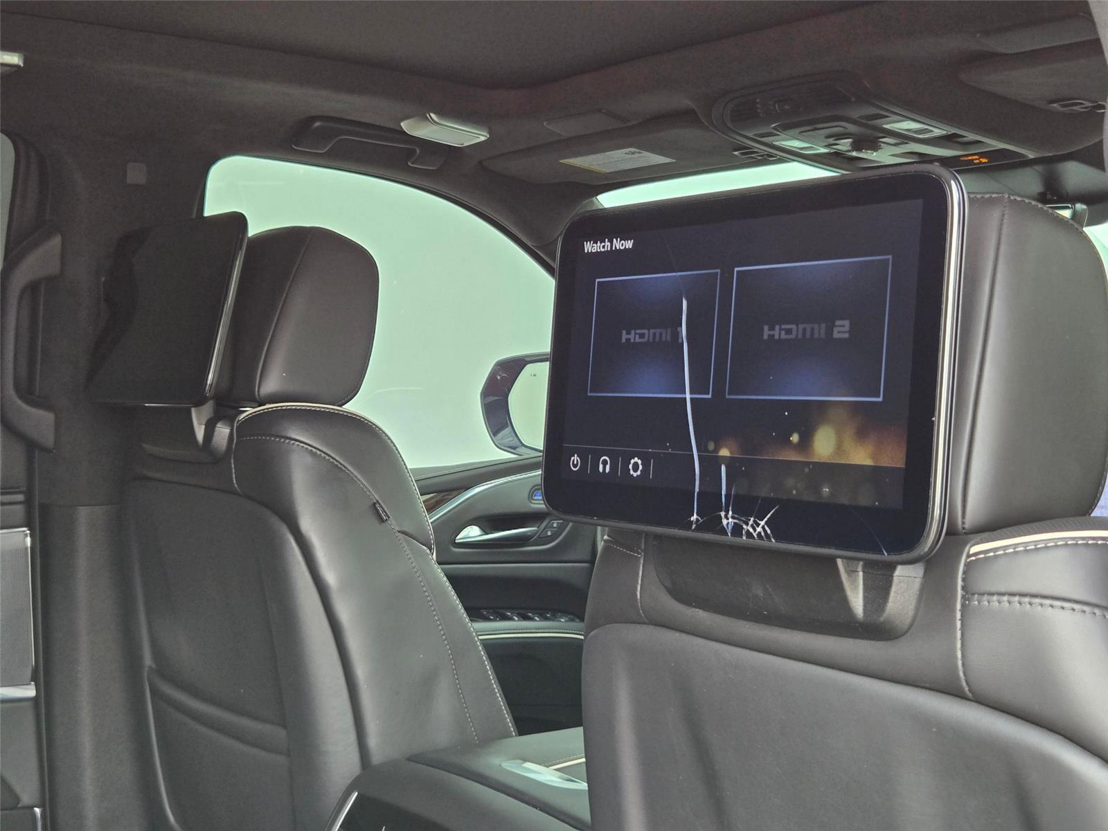 Used 2023 Cadillac Escalade Sport Platinum w/ Heavy-Duty Trailer Package AWD/4WD image 30