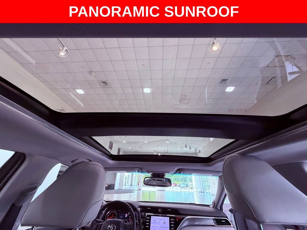 Used 2018 Toyota Camry XSE FWD image 7