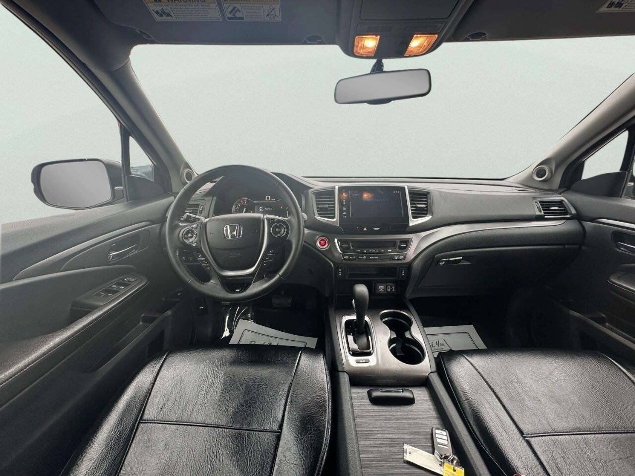 Used 2017 Honda Ridgeline RTL-T image 17