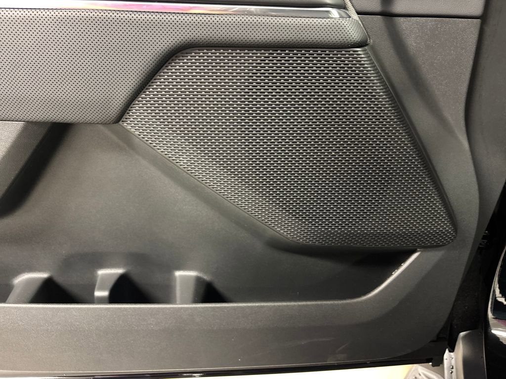 New 2026 GMC Sierra EV Elevation image 24