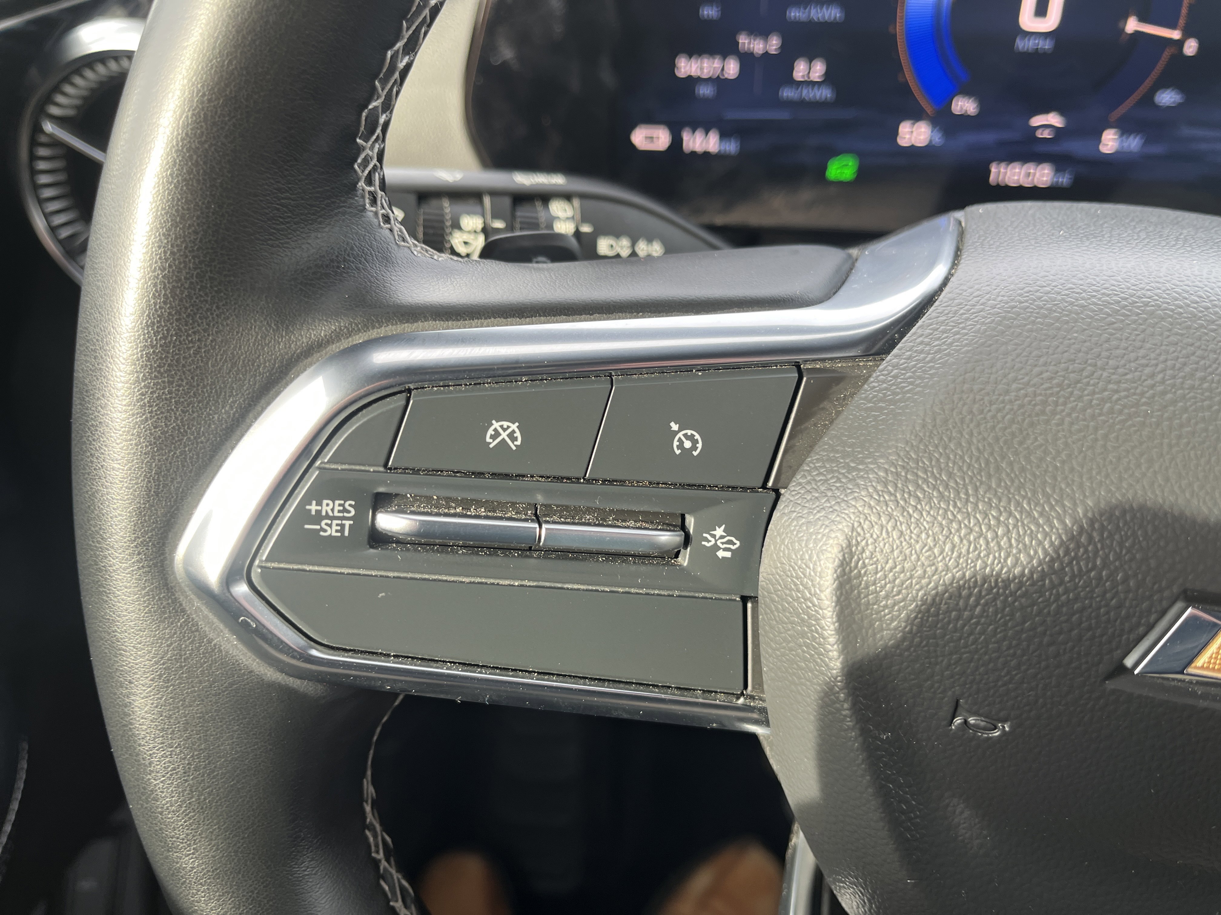 Used 2024 Chevrolet Blazer EV LT image 21