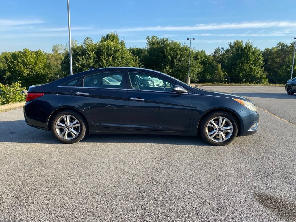 Used 2011 Hyundai Sonata Limited FWD image 8