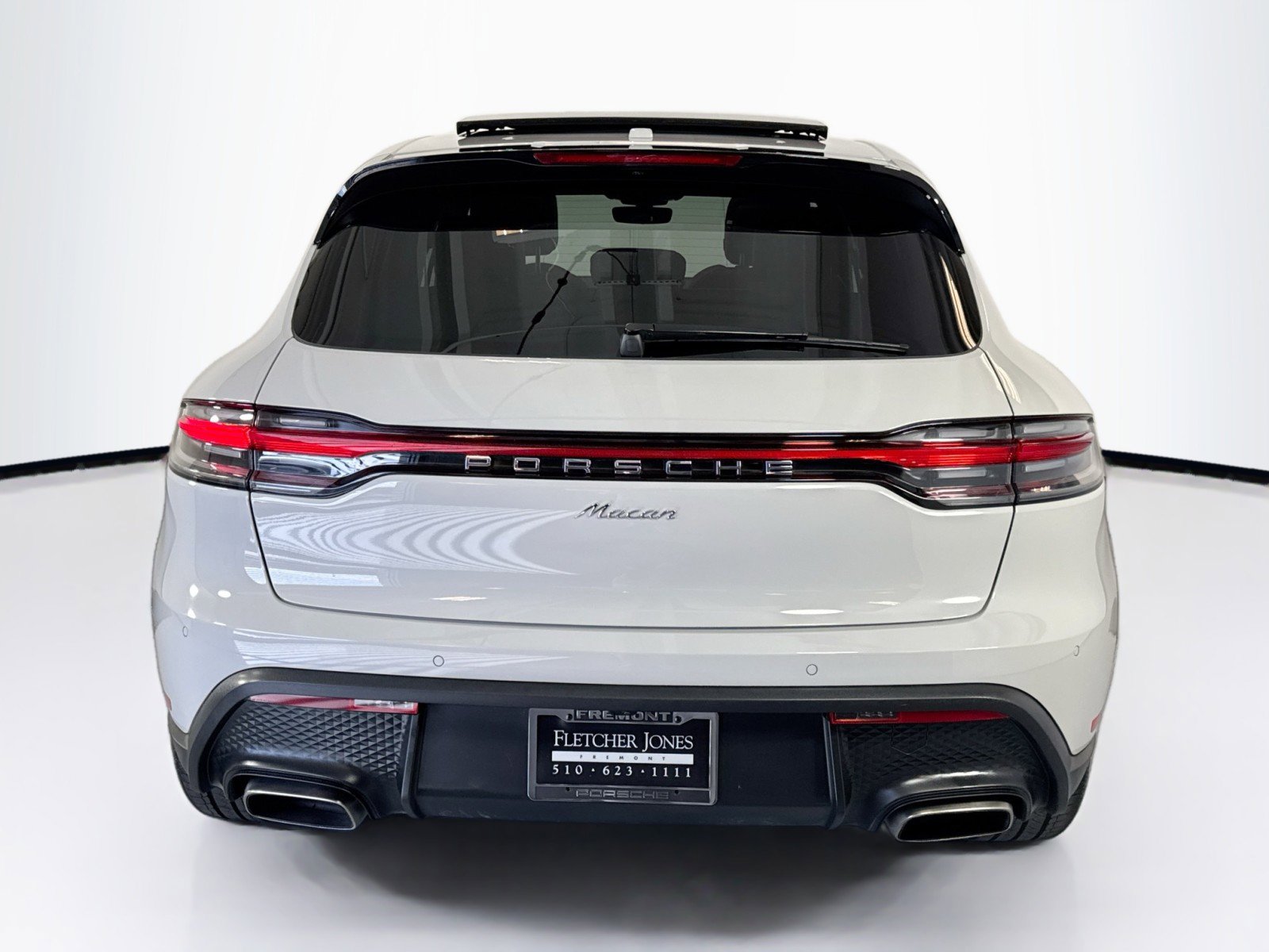 Used 2025 Porsche Macan image 10