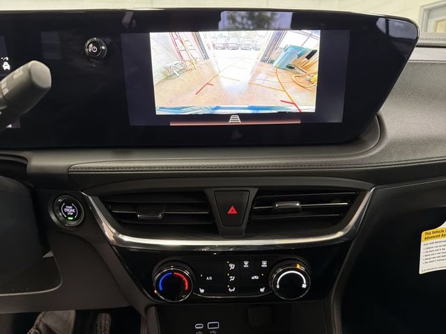 Certified 2024 Buick Encore GX Sport Touring w/ Comfort Package AWD/4WD image 17