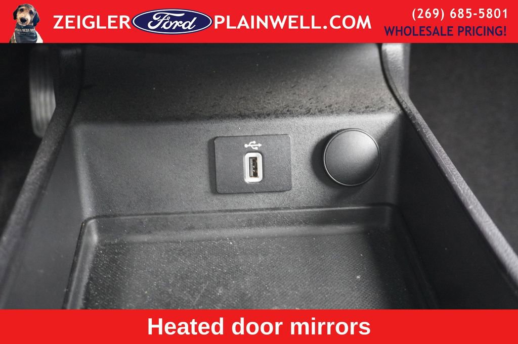 Used 2017 Ford Fusion Energi SE image 13