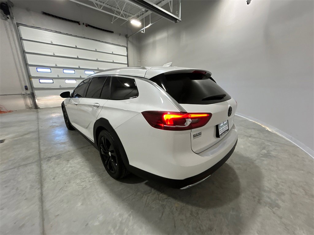 Used 2019 Buick Regal Preferred image 8